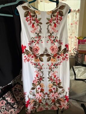 Donna Ricco White Floral Midi Sheath Dress with Pink, Red & Green